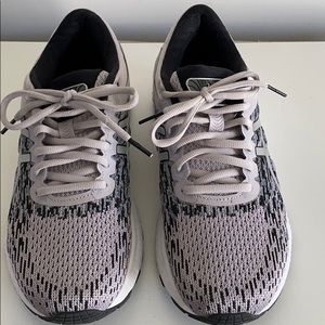 Asics Gel Nimbus Sneakers